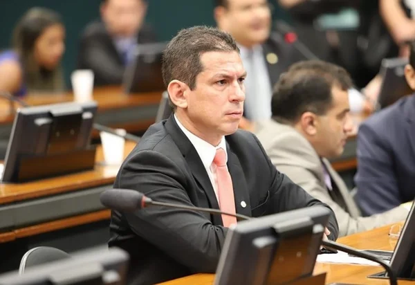 Ramos defende arquivamento de ação contra Miranda no Conselho de Ética