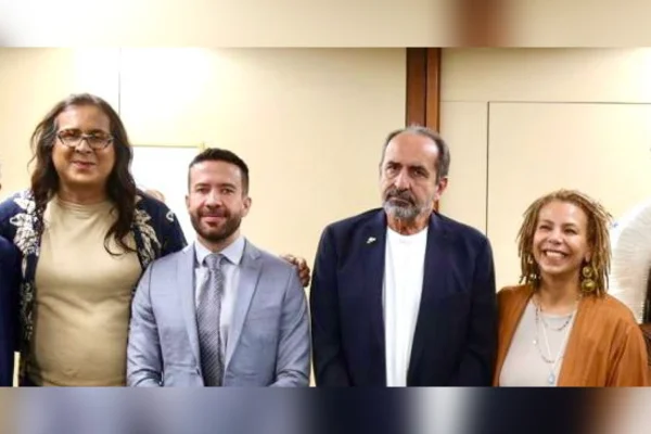 Duda Salabert, André Janones, Alexandre Kalil e Áurea Carolina