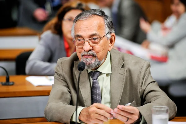 TSE confirma Capiberibe no segundo turno ao governo do AP
