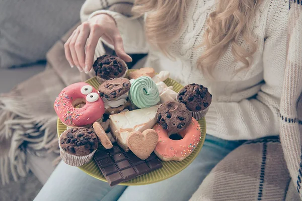 Comer sem engordar é possível? A ciência busca o sim como resposta