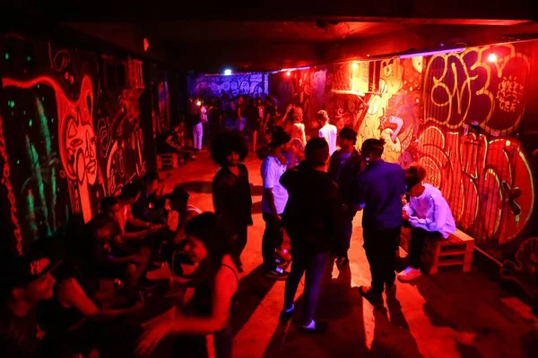 Na contramão do pop: veja 7 festas e locais alternativos no DF
