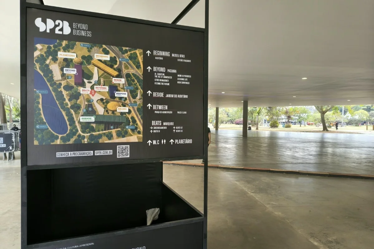 Instalações da SP2B sob a marquise do Parque Ibirapuera, em São Paulo Instalações da SP2B sob a marquise do Parque Ibirapuera, em São Paulo