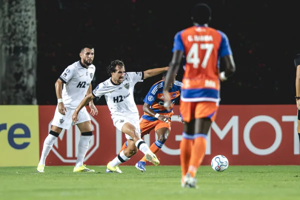 Sul-Americana: Atlético-MG e Bragantino jogam em busca da 1ª vitória