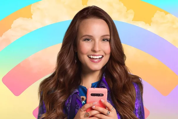 Crítica: Modo Avião tem trama familiar ao estilo Larissa Manoela
