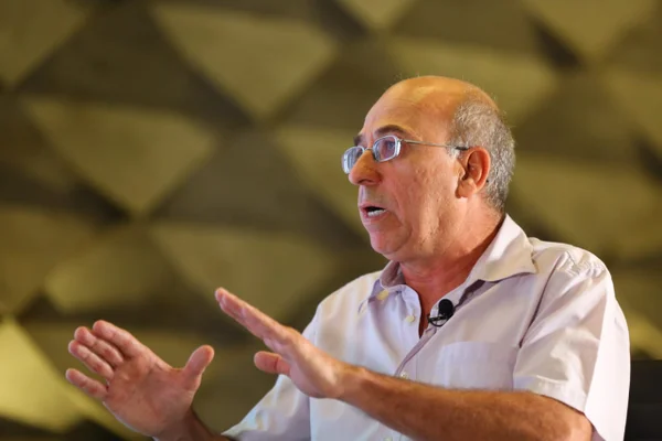 Antônio Guillen: “Vou extinguir todos os cargos comissionados”