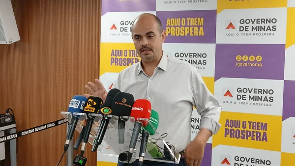 Mateus Simões governador de Minas Gerais