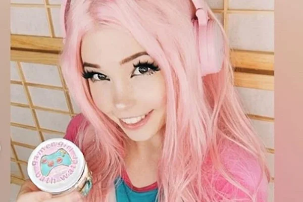 Gamer vende água que usou para tomar banho e fãs temem contrair herpes