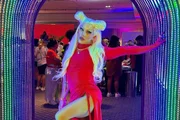 Ator de Terra e Paixão, da Globo, vira drag queen e surge irreconhecível