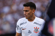 Matías Rojas com a camisa do Corinthians