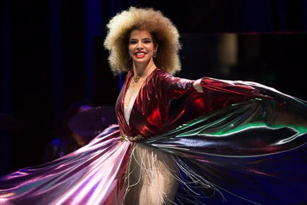 Fotografia colorida da cantora Vanessa da Mata-Metrópoles