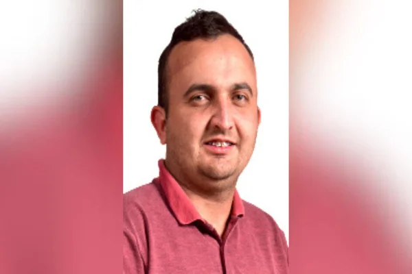 Imagem colorida de candidato a veereador morto- Metrópoles
