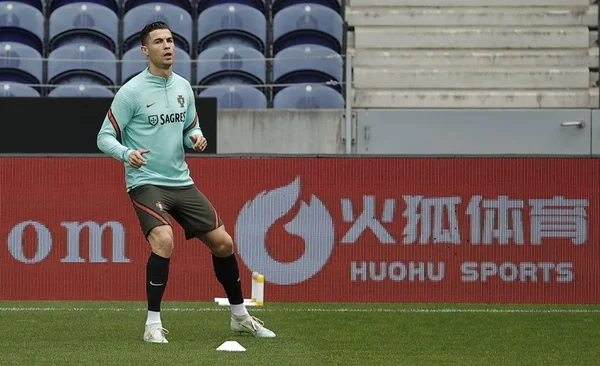 Portugal e Itália “jogam a vida” na repescagem à Copa do Mundo
