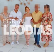 Daniel Cravinhos e a esposa posam com convidados do casamento Daniel Cravinhos e a esposa posam com convidados do casamento