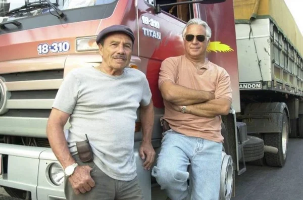 Há 14 anos, Pedro e Bino organizavam bloqueio em estrada na TV