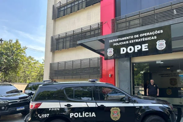 “Gangue do quebra-vidros”: Polícia Civil faz operação na Marginal Tietê