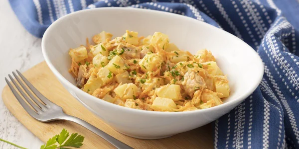 Salada de batata com atum