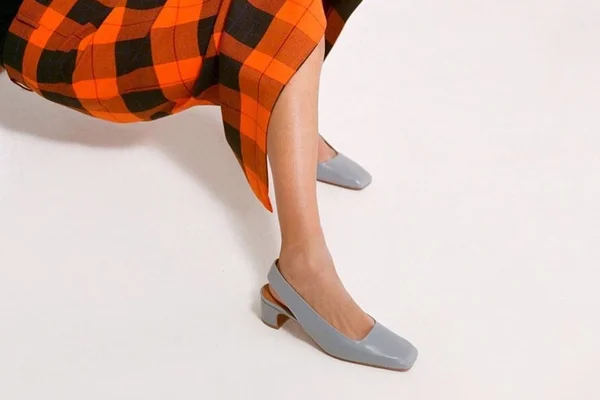 60’s Fever: bicos quadrados estão de volta à cena fashion