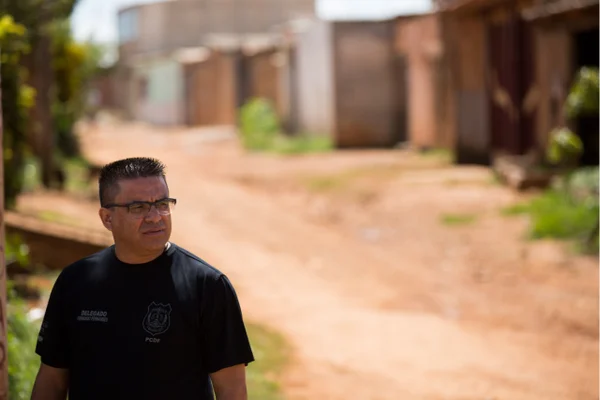 Delegado eleito distrital vai agradecer voto e acaba prendendo ladrões