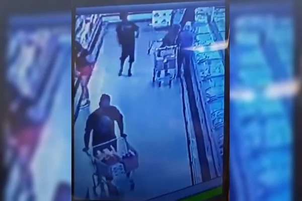 Mulher esfaqueada dentro de supermercado em Valparaíso