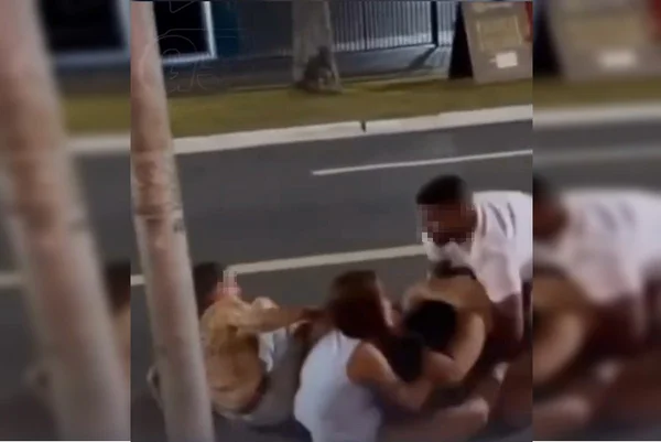 briga na rua