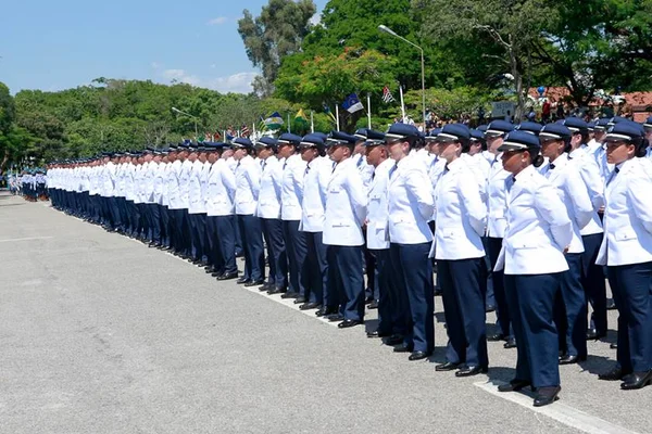 Inscrições para sargento da Aeronáutica abrem em janeiro