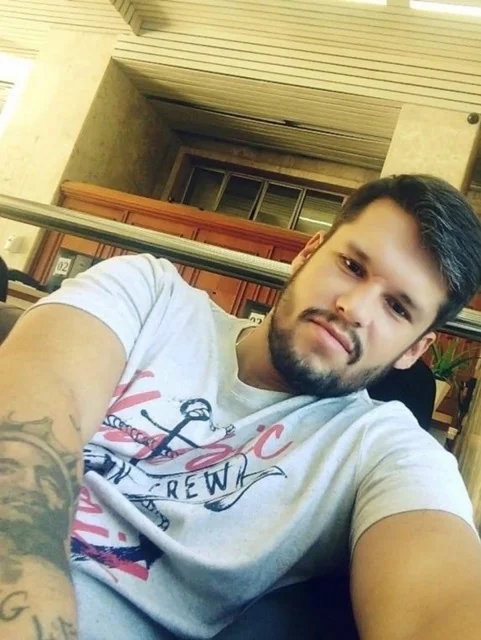 Preso é achado enforcado em cela no RJ e polícia investiga