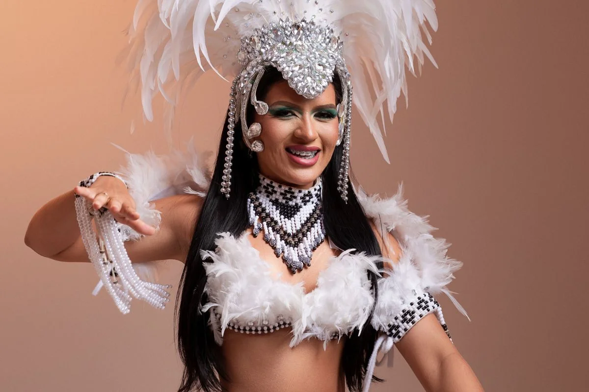Isabelle Alcântara assume o posto de rainha do folclore para o Festival de Parintins de 2027 Isabelle Alcântara assume o posto de rainha do folclore para o Festival de Parintins de 2027