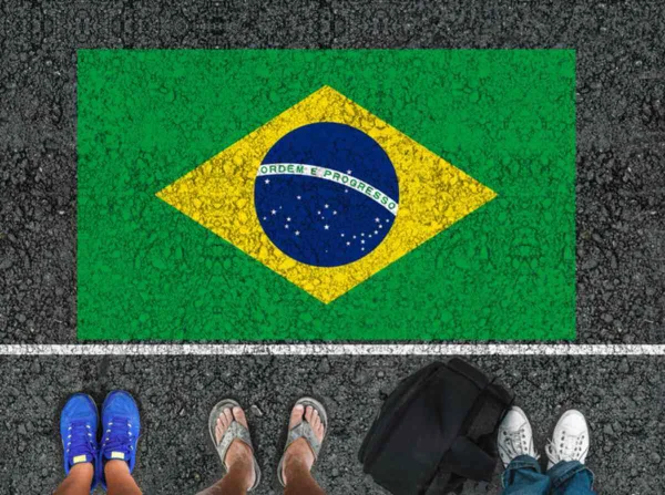 imagem colorida. Bandeira Brasil - Metrópoles