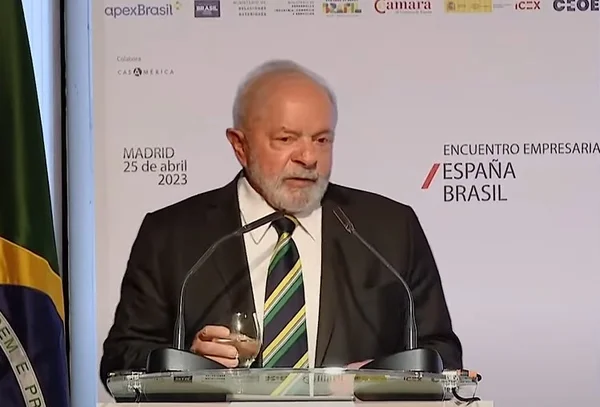 Lula encerra viagem à Europa encontrando autoridades em Madri