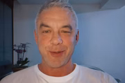 Alexandre Correa usou as redes sociais para desabafar
