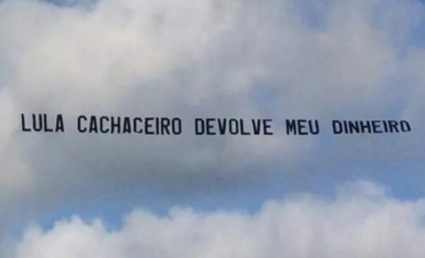Juiz nega pedido e permite faixas de dono da Havan contra Lula