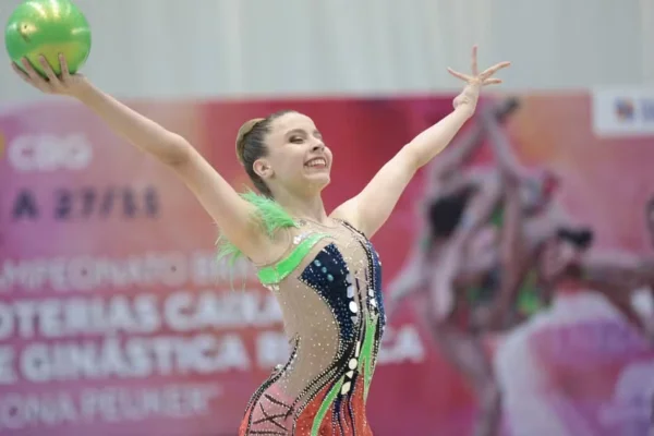 Imagem colorida de Isabelle Marciniak