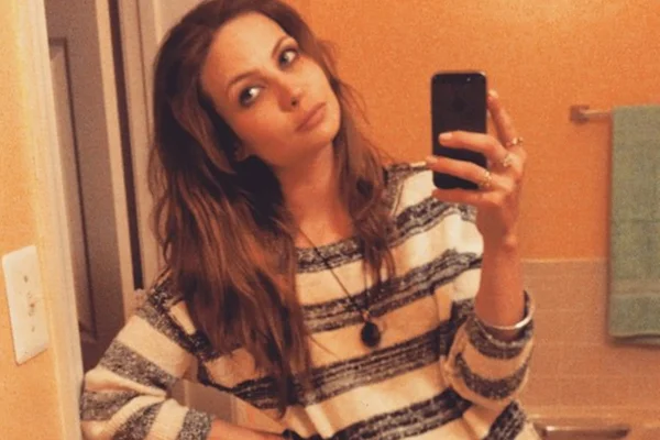 Quem era Daveigh Chase, dubladora de Lilo que morreu aos 35 anos - Metrópoles