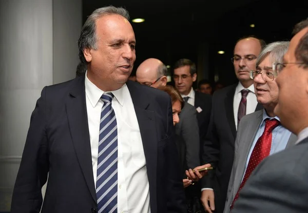 “Vou entrar no circuito”, disse Pezão no grampo da Lava Jato
