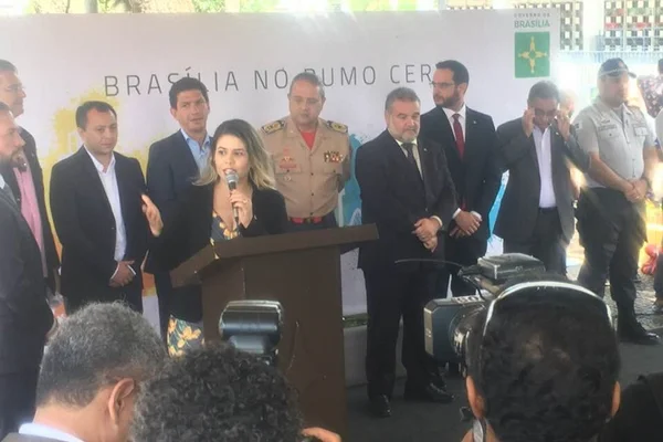 Administradora nomeada por Ibaneis pediu votos para Rollemberg