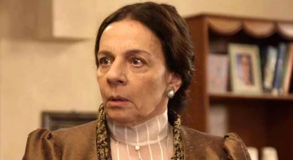 O Tempo Não Para: Agustina pede divórcio a Dom Sabino após traição