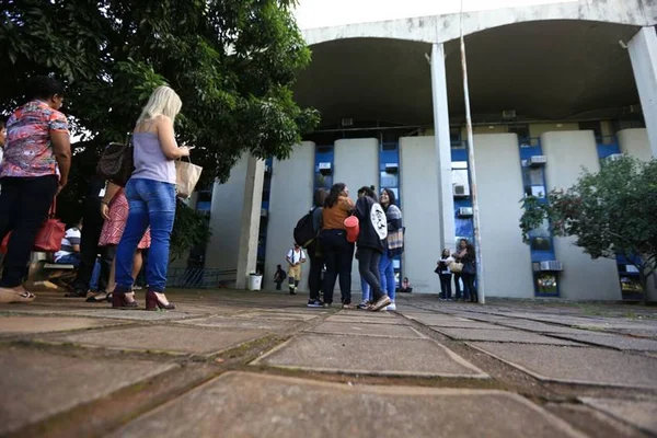 Prédio da Secretaria de Educação é interditado por falta de segurança