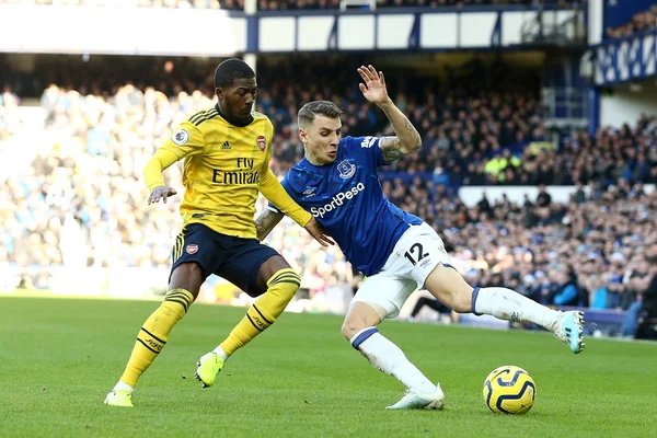 Após anunciar Ancelotti, Everton empata com Arsenal em casa