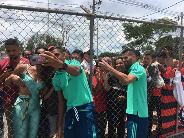 Antes de ir para Quito, Flamengo faz último treino em Brasília