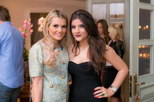 Isadora Campos e Anna Luiza Costa Isadora Campos e Anna Luiza Costa