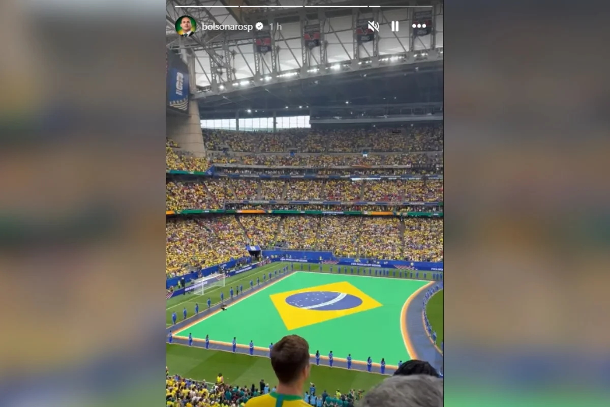 Copa: condenado pelo STF, Eduardo Bolsonaro acompanha o Brasil nos EUA - imagem 1 Copa: condenado pelo STF, Eduardo Bolsonaro acompanha o Brasil nos EUA - imagem 1