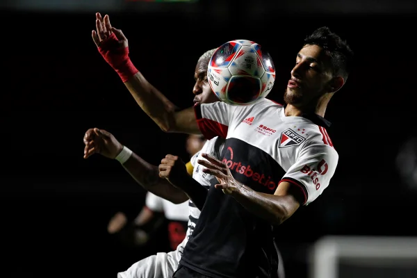 “Você é um lixo”, disparou Pedrinho, jogador do São Paulo, contra ex