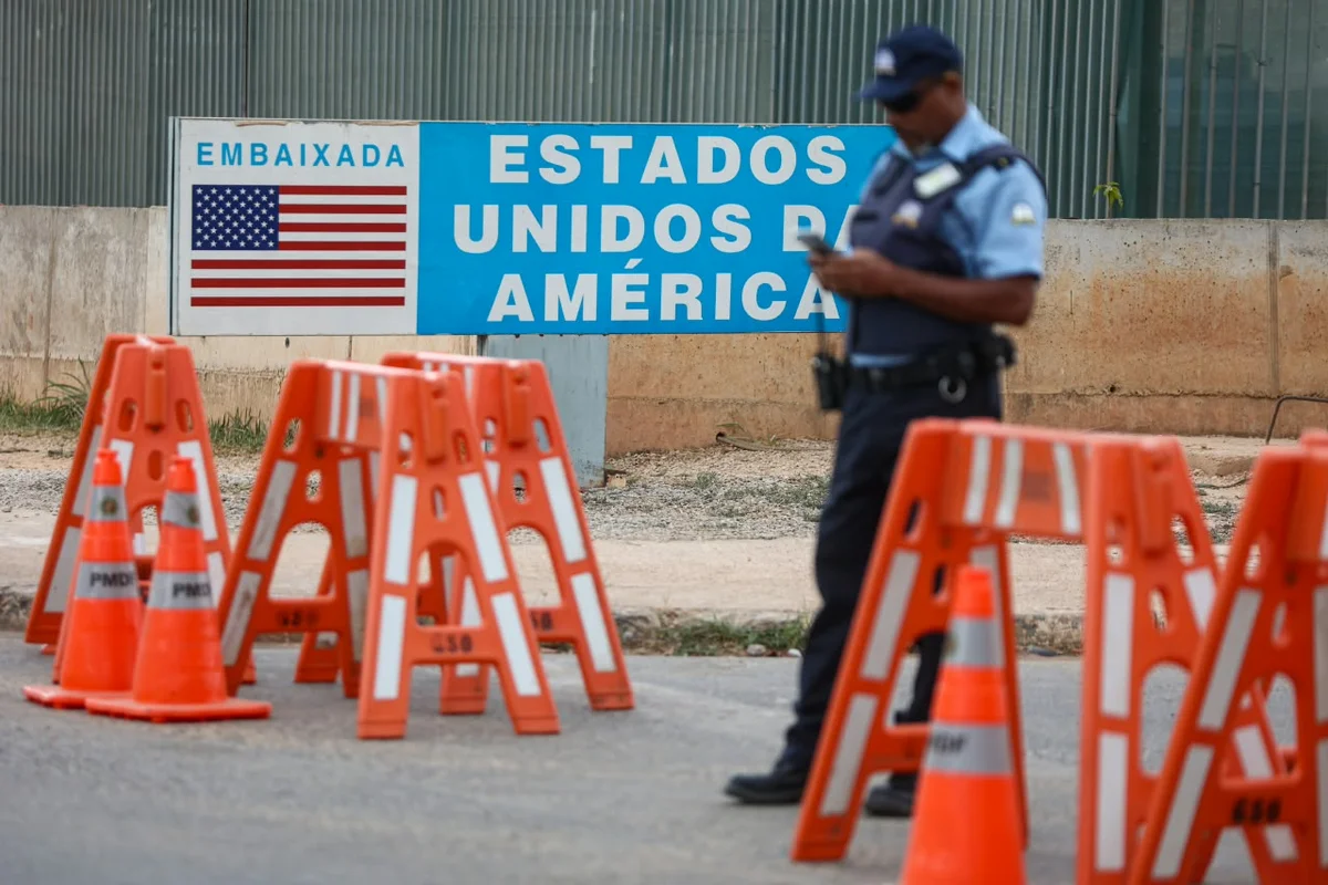 PF investiga suposta ameaça que levou EUA a fechar embaixada e consulados