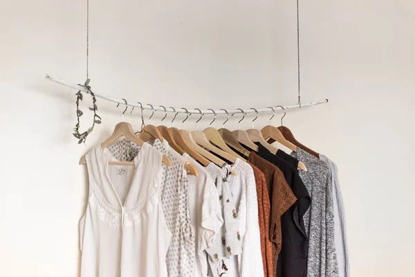 Saiba como ter um guarda-roupa sustentável com cinco dicas