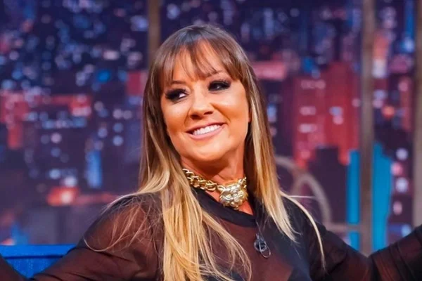 Vivi Fernandez desabafa sobre carreira no pornô: “Eu vivia uma personagem”
