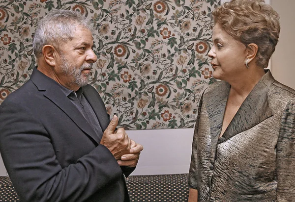 Dilma e Lula devem se encontrar nesta segunda-feira em Brasília