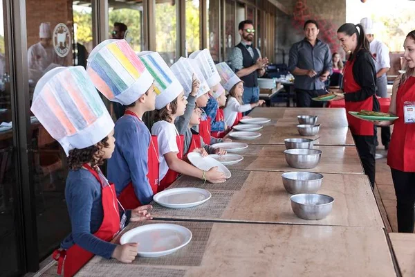 Comemore o Dia das Crianças com programas gastronômicos variados