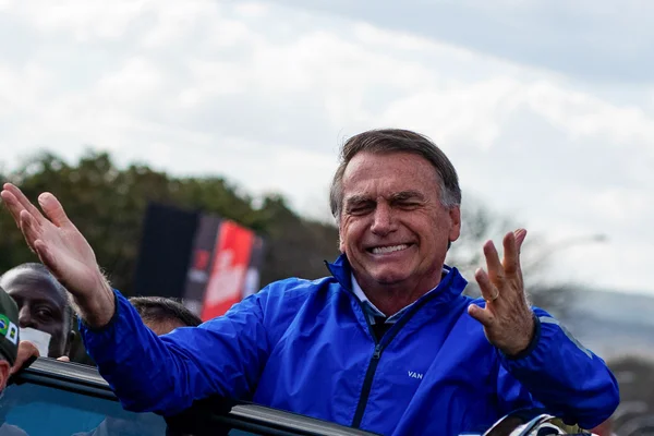 Deputado do PL pede ao STF para visitar Bolsonaro em prisão domiciliar