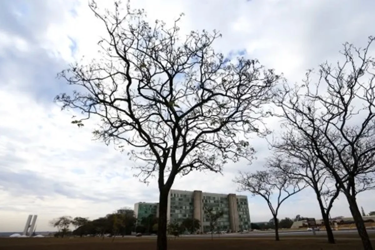 Clima: com El Niño, frente fria avança no Sul e tempo seco se mantém