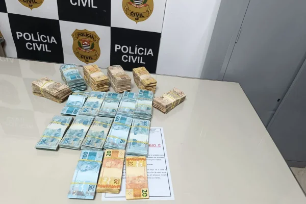 POLÍCIA CIVIL APREENDEU R$ 255 MIL COM PRESTADOR DE SERVIÇOS DE PEDRO TOURINHO DO PT EM CAMPINAS - METROPOLES